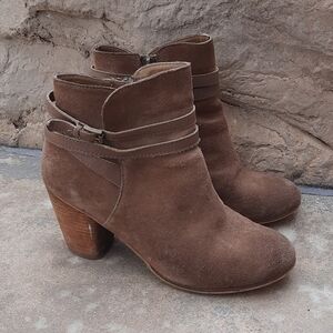 BP brown suede heeled boots booties 7.5